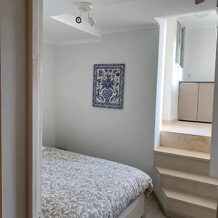 Appartement3 Avec Terrasse Et Vue Pres D'amoreiras Lisbon