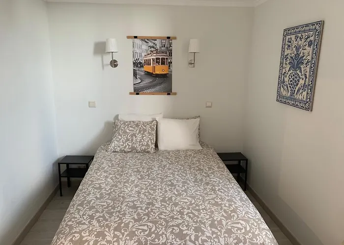 Apartment3 With Terrace And A View Near Amoreiras Lisboa