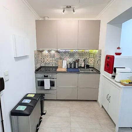 Apartment3 With Terrace And A View Near Amoreiras * Lizbona